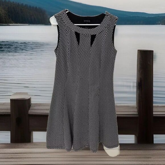 Retro Chic  Women's EnFocus Cut Out  Lined Boho Dress  - size 8 - Picture 1 of 2